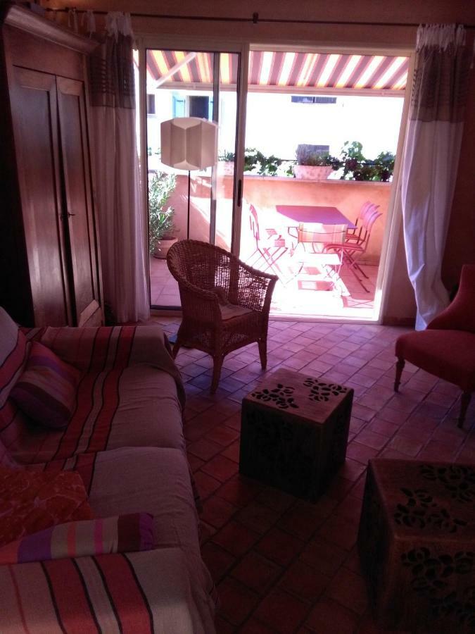 La Maison Derriere La Fontaine Buis-les-Baronnies Eksteriør billede