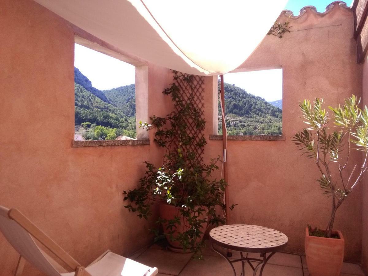 La Maison Derriere La Fontaine Buis-les-Baronnies Eksteriør billede